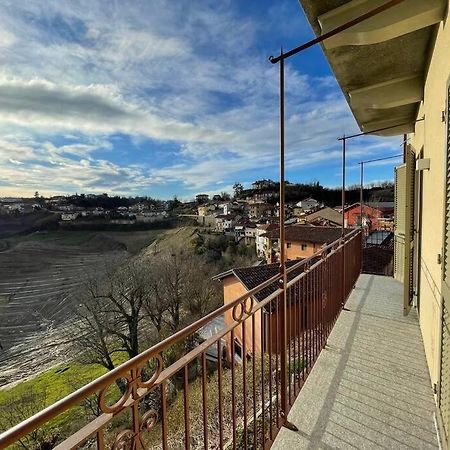 Locanda Del Bricco Pt Cisterna dʼAsti Екстериор снимка